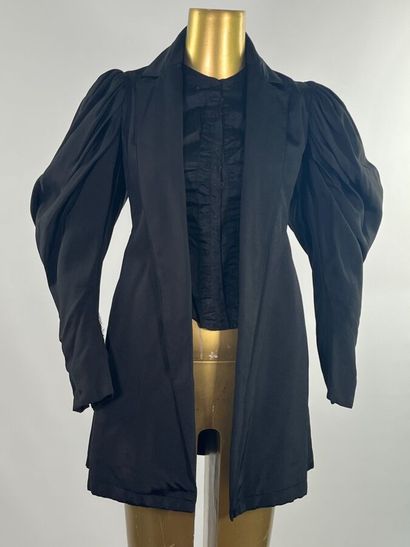 MAISON DURET - Vers 1895 - veste longue en...