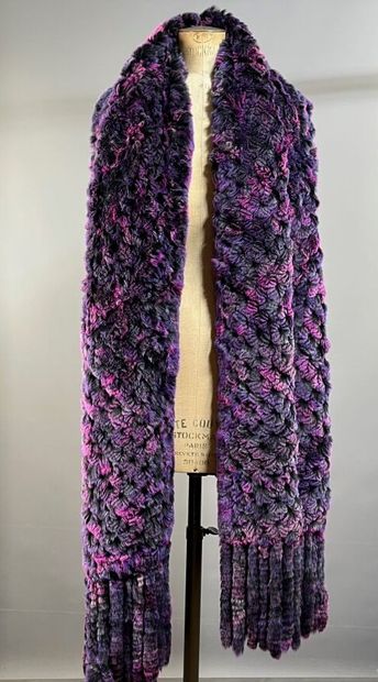 PIERRE CARDIN ET AUTRES - Lot de foulards...