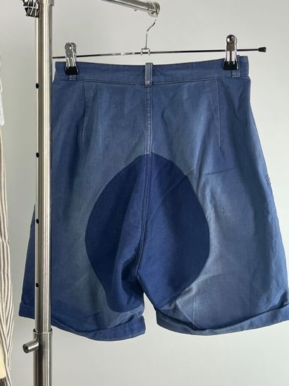 Début du XXème siècle - Lot de vêtements...