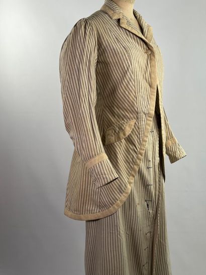 Début du XXème siècle - Lot de vêtements...