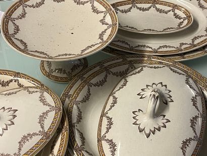 SARREGUEMINES - Set of polychrome enameled...