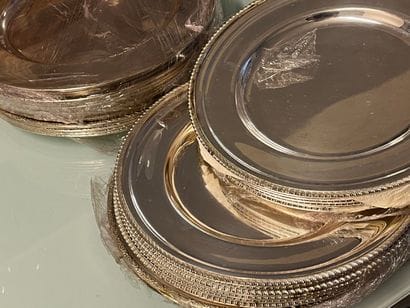 Set of silver-plated plates, various mod...