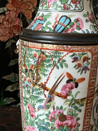 Two Canton porcelain oil lamps (accidents,...