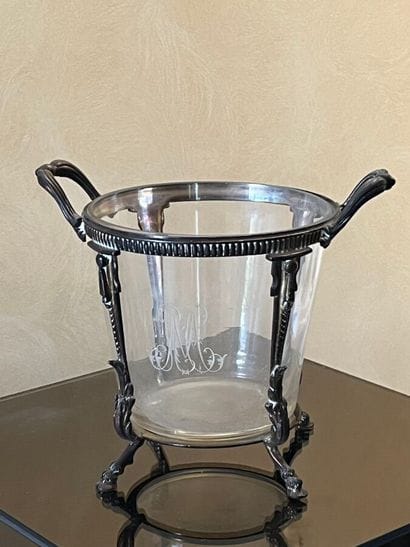 Bottle bucket with two handles, in monogrammed...