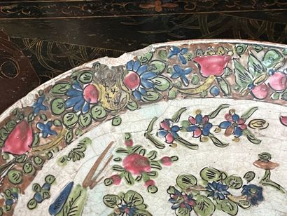 Earthenware plate in the taste of canton...