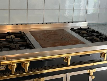 La Cornue gas stove model Château
One electric...