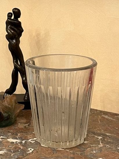 Baccarat - Crystal vase, fluted body (chip)
Height:...