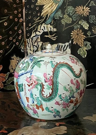 Ginger pot in polychrome enameled porcelain...