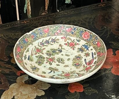 Earthenware plate in the taste of canton...