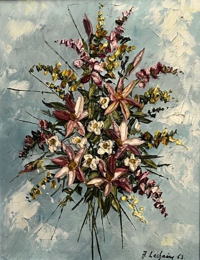 A Lechain (XXème siècle)
Fleurs 
Huile signée...