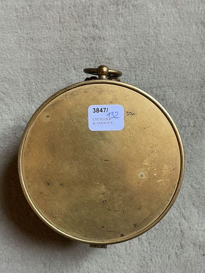 Pendule d'applique ronde de style Louis XVI
Hauteur...