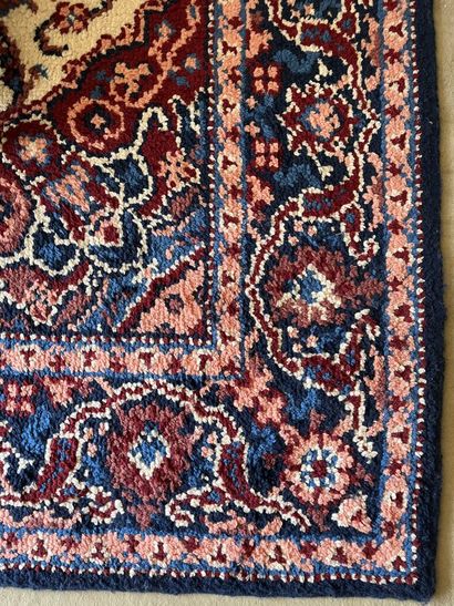 Deux tapis d'Orient
Dimensions : 169 x 96...