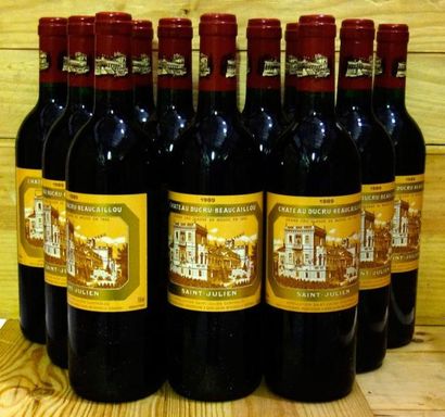 12 Bouteilles Château DUCRU BEAUCAILLOU 1989...