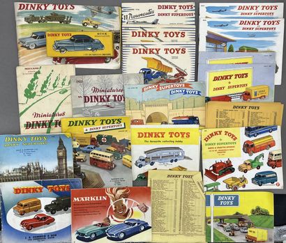 DINKY TOYS - France and England - Set of...