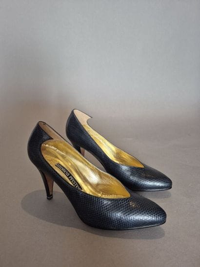 Andrea PFISTER 
Paire d'escarpins en cuir...