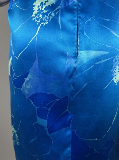 LORIS AZZARO Paris - Robe cocktail.

En satin...