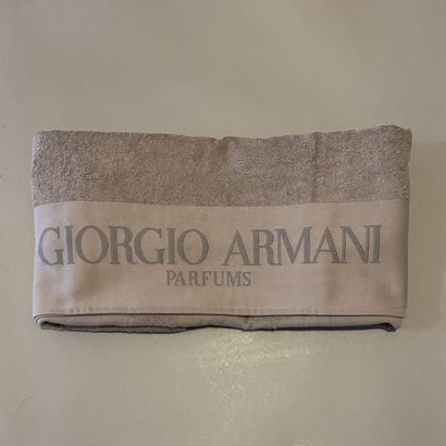 GIORGIO ARMANI - Serviette de plage taupe...