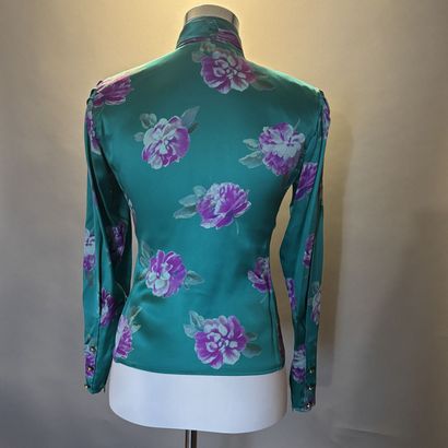 UNGARO Parallèle
Blouse en soie verte émeraude...