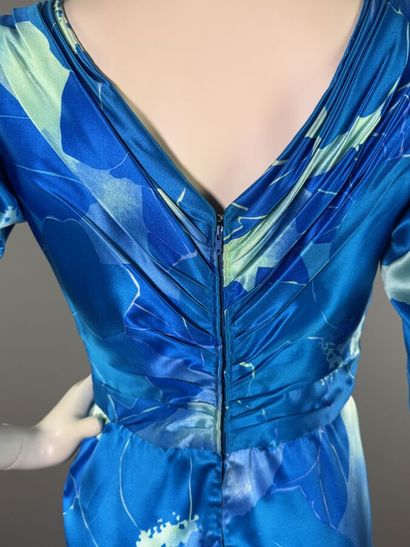 LORIS AZZARO Paris - Robe cocktail.

En satin...