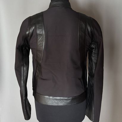 GUCCI - Veste en cuir et toile noir (un trou...