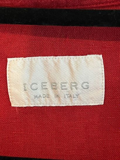 ICEBERG - Lot de 2 chemises homme.

Modèles...