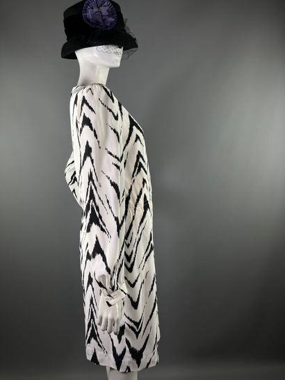 Jean Louis Scherrer - Robe cocktail
 En soie...
