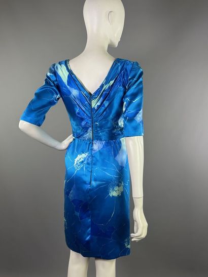 LORIS AZZARO Paris - Robe cocktail.

En satin...