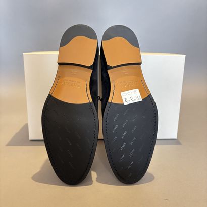 BALLY - Paire de mocassins en daim noir dans...