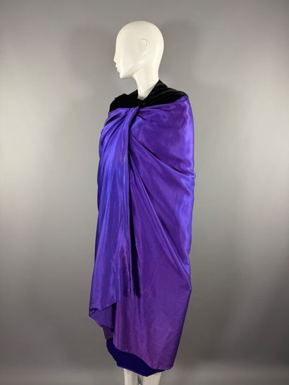 SAINT LAURENT Rive-Gauche - Ensemble du soir...
