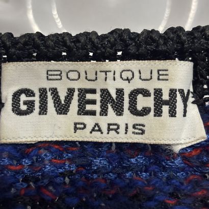 GIVENCHY Boutique 
Pull boutonné droit en...