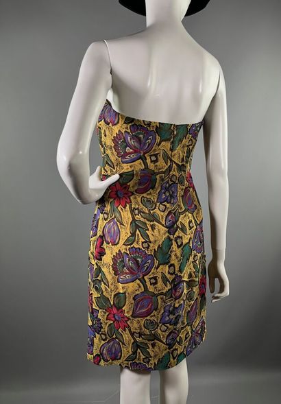 Circa 1990 - Robe cocktail.
En mousseline...