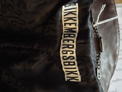 BIKKEMBERG - Vente en cuir marron ornée d'une...
