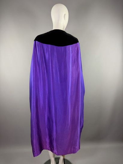 SAINT LAURENT Rive-Gauche - Ensemble du soir...