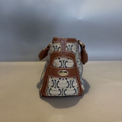 CELINE 
Sac à main modèle Boogie en toile...