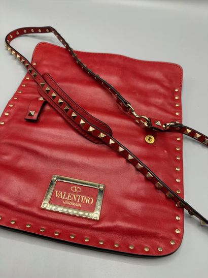 VALENTINO GARAVANI - Sac à main ROCKSTUD.

En...
