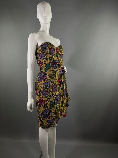 Circa 1990 - Robe cocktail.
En mousseline...