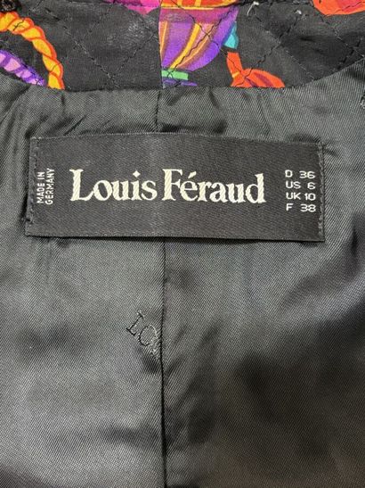 LOUIS FERAUD
Veste noire à motif de passementeries...