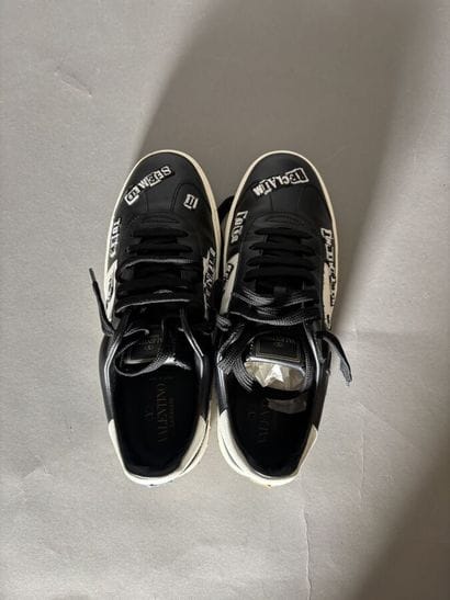 VALENTINO GARAVANI X JAMIE REID
Paire de...
