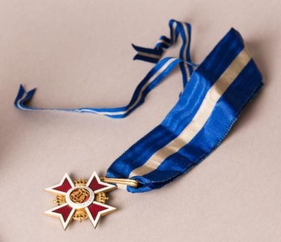 ROUMANIE
Ordre de la Couronne. Croix de Commandeur,...