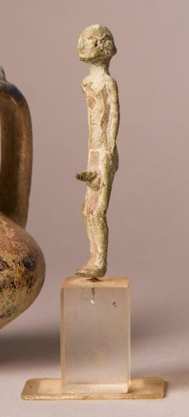 Orant masculin ithyphallique en bronze. ibérie,...