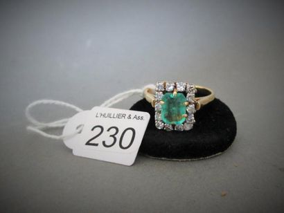 Bague en or jaune 18k (750 millièmes) et...