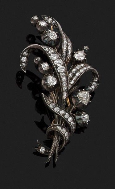 BROCHE en or jaune 18k (750 millièmes) et...