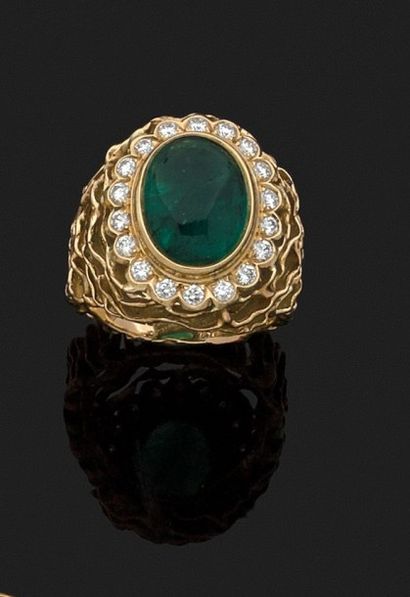 BAGUE en or 18k (750 millièmes) sertie d'une...