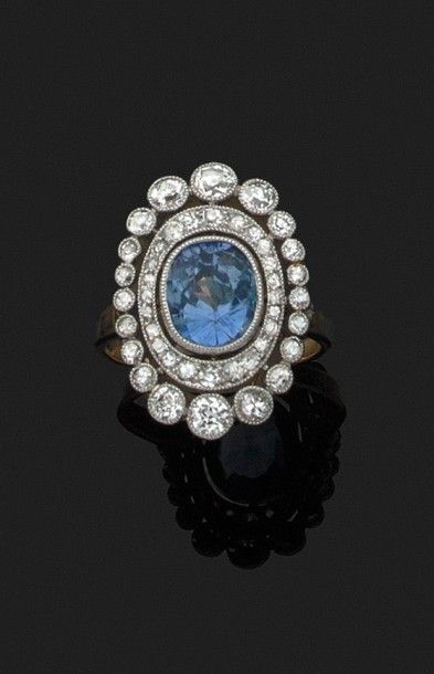 BAGUE en or rose et gris 18k (750 millièmes)...
