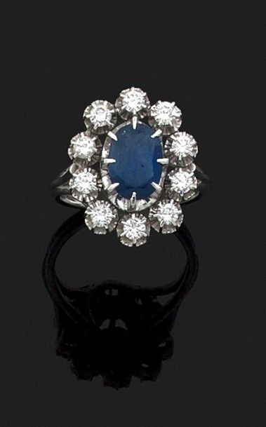 BAGUE en platine et or gris 18k (750 millièmes)...