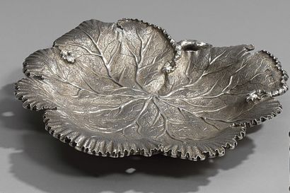 Angleterre
LARGE COUPE en argent dite «au...