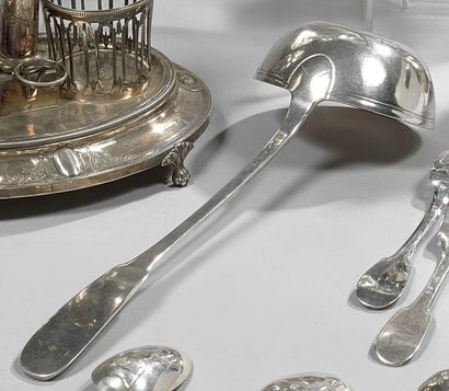 GRANDE LOUCHE en argent modèle uniplat chiffrée...