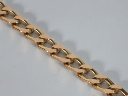 BRACELET GOURMETTE en or jaune 18k (750 millièmes)...