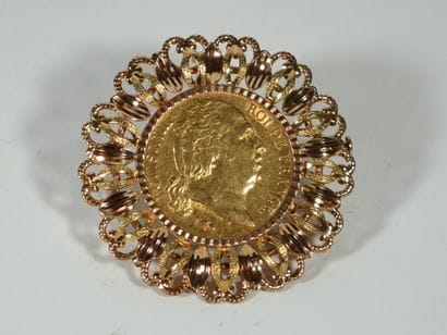 France
PENDENTIF en or jaune 18k (750 millièmes)...