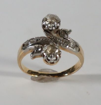 BAGUE TOI ET MOI en or jaune et or gris 18k...